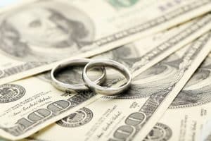 Yes, You Should Hire a Financial Advisor Once You Decide to Divorce