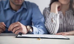 How to Tell Your Spouse You Want a Divorce